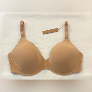 SKIMS FITS EVERYBODY T-SHIRT BRA